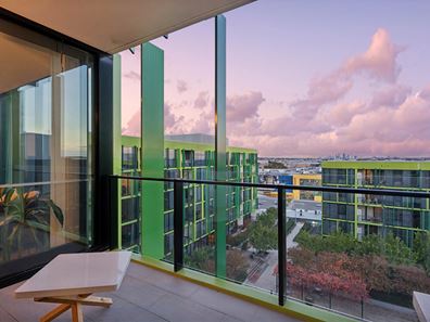 712/8 Tassels Place, Innaloo WA 6018