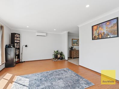 46 Akebia Way, Forrestfield WA 6058