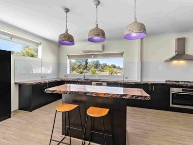 718 Southern Estuary Road, Lake Clifton WA 6215