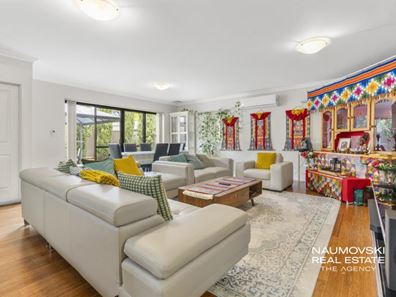 89A Hillsborough Drive, Nollamara WA 6061