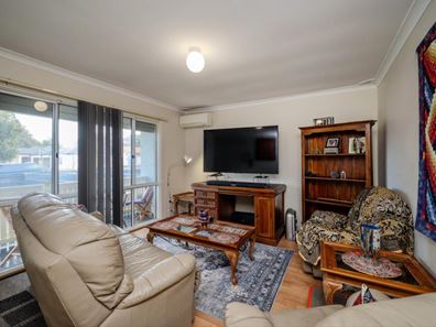 54A Hainsworth Avenue, Girrawheen WA 6064