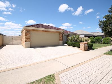 19 Carnaby Way, Harrisdale WA 6112