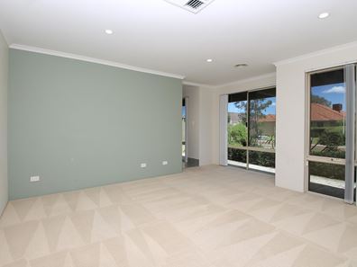 19 Carnaby Way, Harrisdale WA 6112