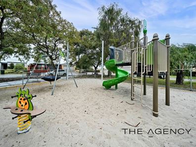 34 Jackson Circuit, Madeley WA 6065