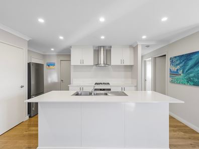 73 Wandsworth Avenue, Brabham WA 6055