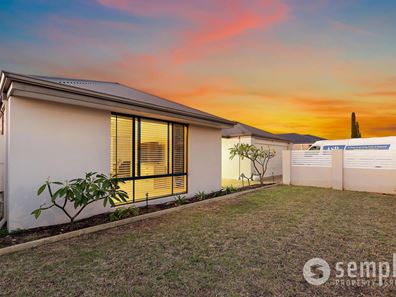 47 Athens Entrance, Port Kennedy WA 6172