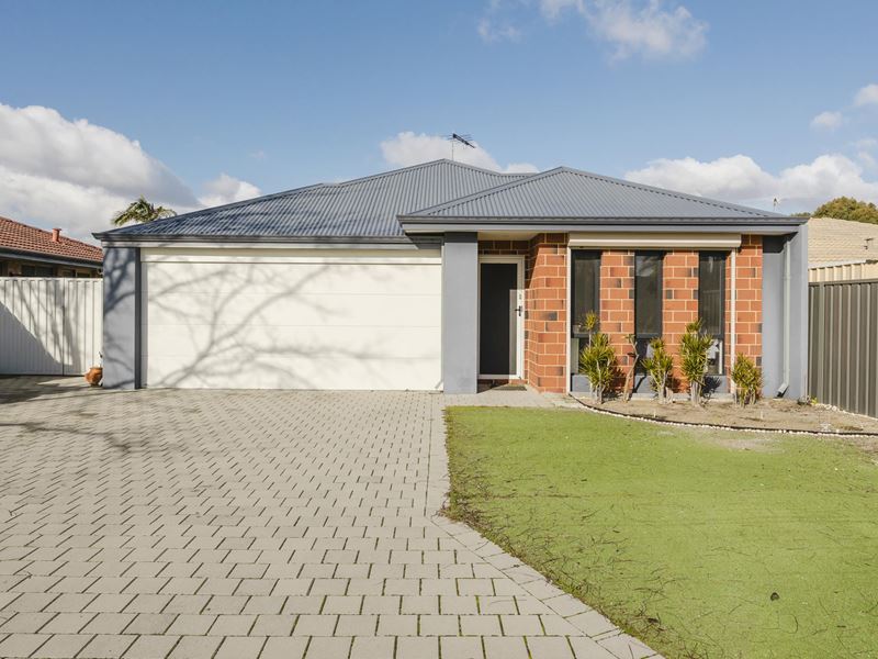 2 Fawk Corner, Ballajura
