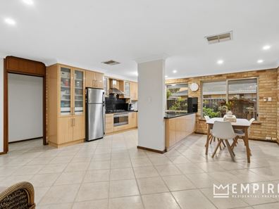7 Bowles Court, Murdoch WA 6150