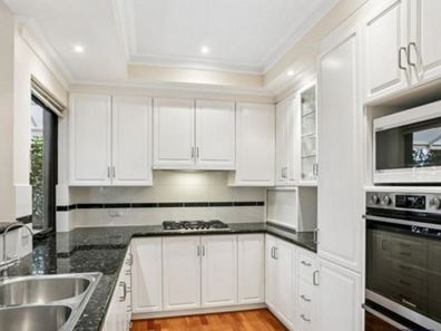 20 Sherwood Road, Dalkeith WA 6009