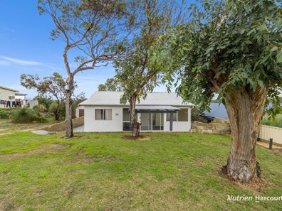 14 Walebing Way, Guilderton WA 6041