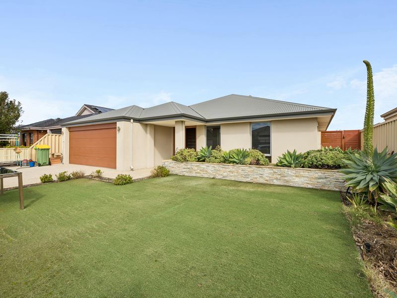 17 Clearwater Drive, Southern River WA 6110