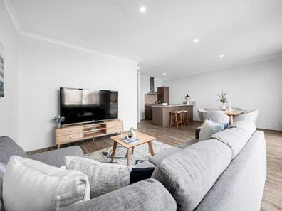 5 Delphi Way, Aveley WA 6069