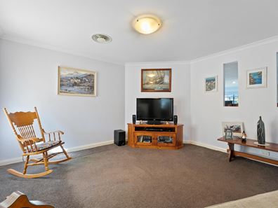 68 Montoro Drive, Port Kennedy WA 6172
