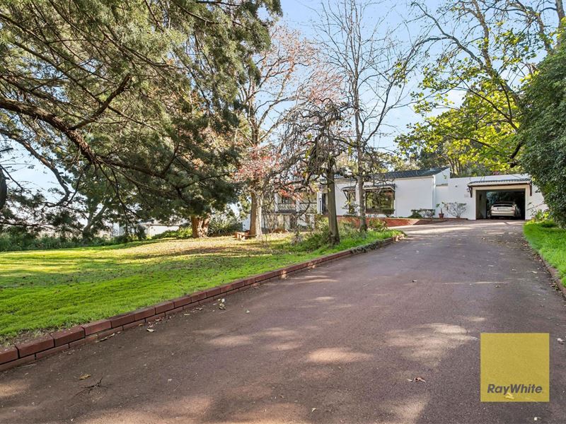 7 Faye Crescent, Gooseberry Hill WA 6076