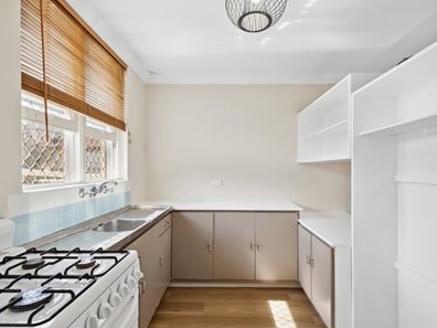 9/22 Cunningham Terrace, Daglish WA 6008
