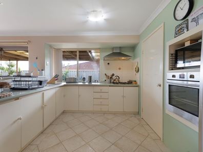 39 Crabtree Street, Alexander Heights WA 6064