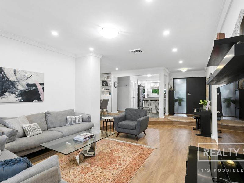 35 Burroughs Road, Karrinyup WA 6018