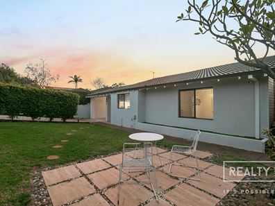 35 Burroughs Road, Karrinyup WA 6018