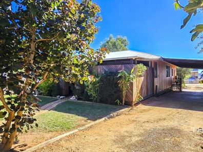 4 Gould Street, Kalbarri WA 6536