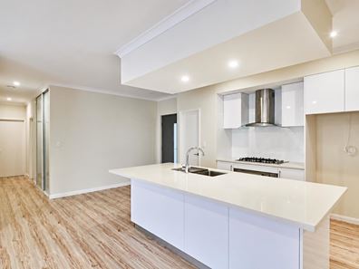 22B Melvin Avenue, Thornlie WA 6108