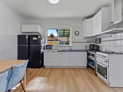 7 Holford Way, Wilson WA 6107