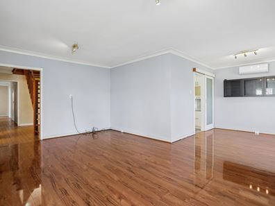 5 Brabant Way, Hamersley WA 6022