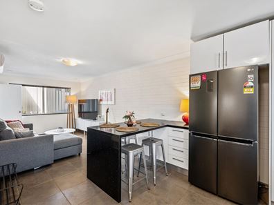 11/19 Coode Street , Fremantle WA 6160
