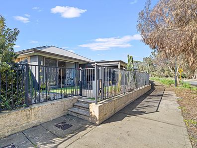 33 Lilydale Drive, Lakelands WA 6180