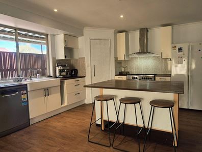 13 Canopus Court, Dawesville WA 6211
