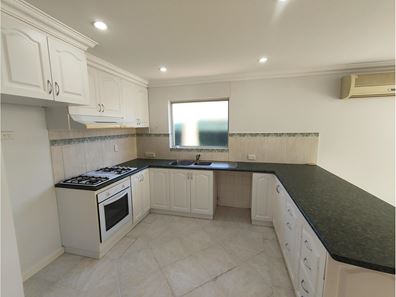 9 Moore Street, Bunbury WA 6230