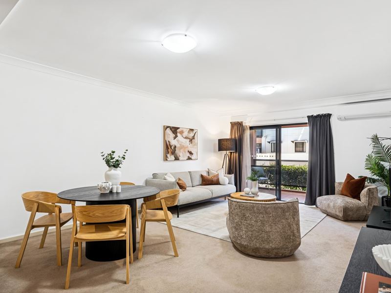 27/122 Mounts Bay Road, Perth
