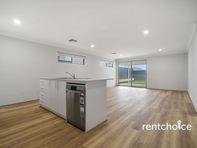25 Camperdown Wy, Lakelands WA 6180