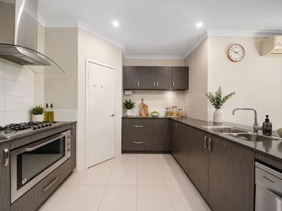 25 Baddesley Way, Canning Vale WA 6155