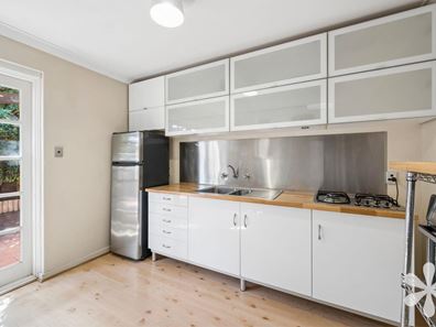5/191 Watts Road, Wilson WA 6107