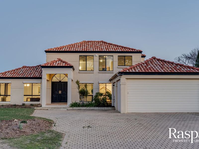 16 Provincial Mews, Bibra Lake WA 6163