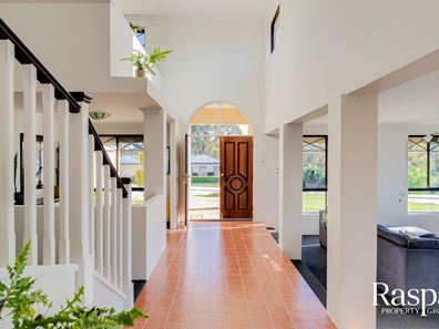16 Provincial Mews, Bibra Lake WA 6163