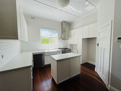 2 Britannia Road, Mount Hawthorn WA 6016