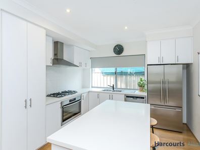 21 Sabro Lane, Caversham WA 6055