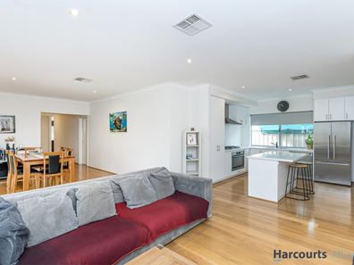 21 Sabro Lane, Caversham WA 6055