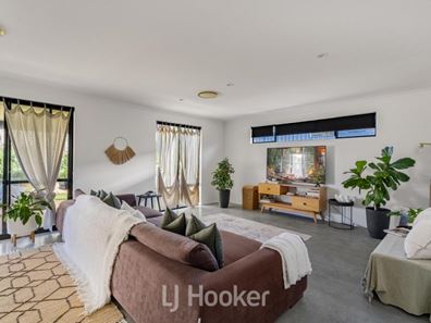 42 Martingale Drive, Dunsborough WA 6281