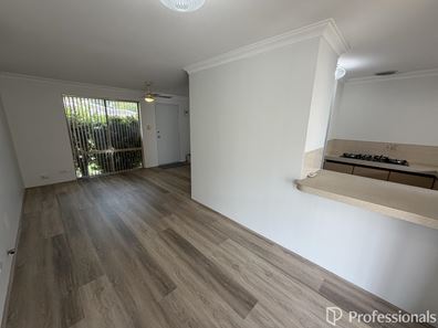 32/208 Burslem Drive, Maddington WA 6109