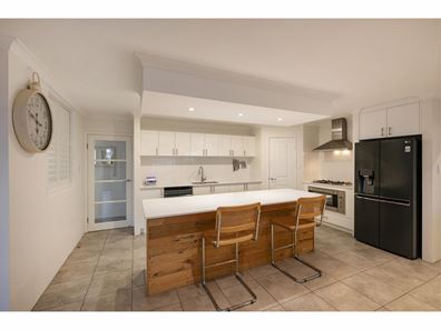 34 St Michaels Parkway, Dunsborough WA 6281