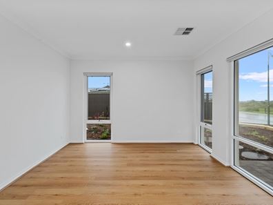 27 Sabina Drive, Madora Bay WA 6210