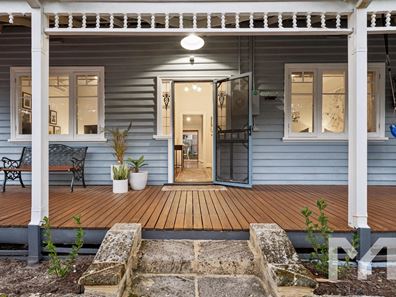 30 Silas Street, East Fremantle WA 6158