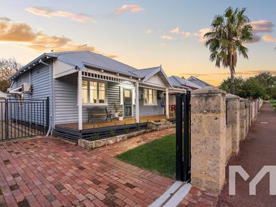 30 Silas Street, East Fremantle WA 6158