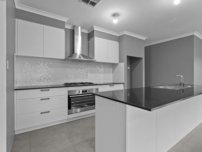 30 Lochern Road, Baldivis WA 6171