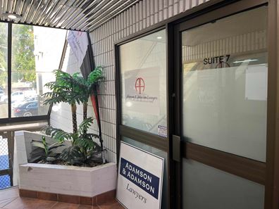 7/300 Albany Highway, Victoria Park WA 6100