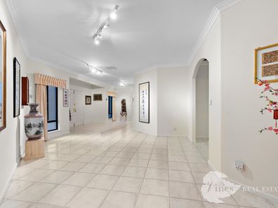 16 Muscat Terrace, The Vines WA 6069
