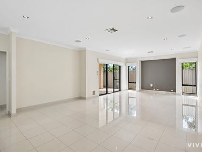 35B Gilbertson Road, Kardinya WA 6163