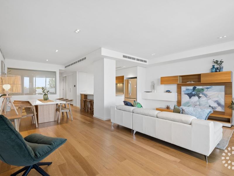 2/9 Mccabe Street, North Fremantle WA 6159
